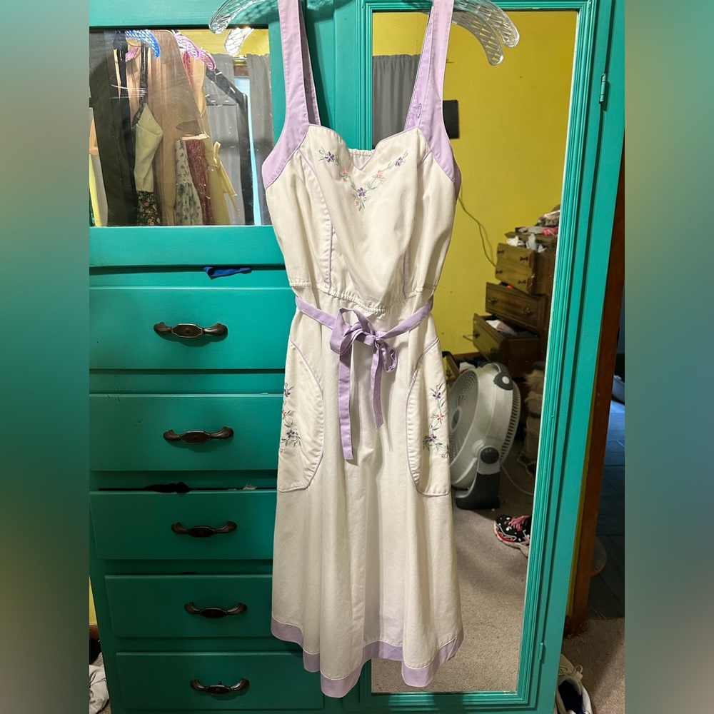 Beautiful vintage sundress